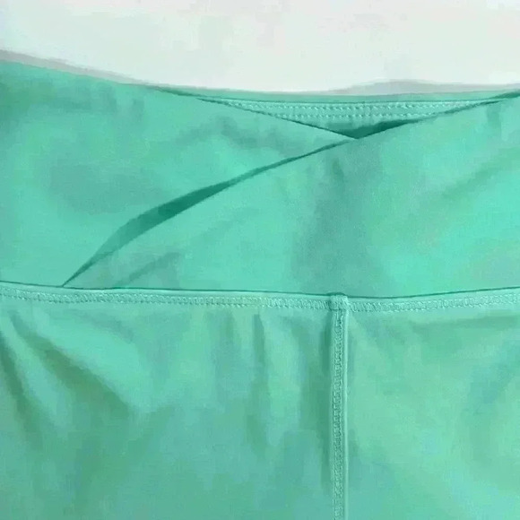 Flexi Lexi Capri Pilates leggings, Size Small - Picture 6 of 10